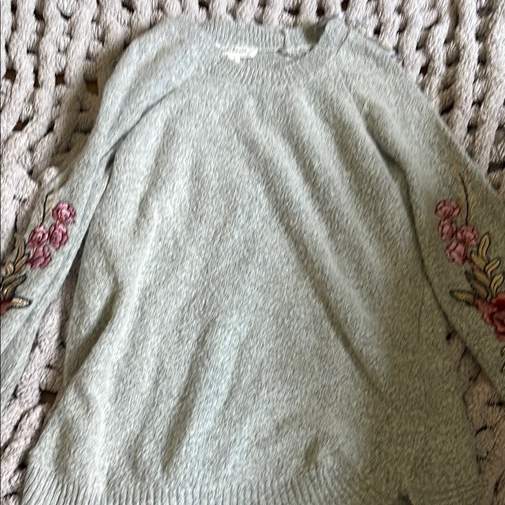 Cloud Chaser Gray Crew Neck Sweater Soft Knit Classic